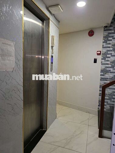Căn hộ Quận 11 full nt, thang máy, cửa ra vào vân tay