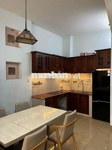 Cho thuê nhà nguyên căn 3 phòng ngủ, full nội thất giá 14tr -Tân Bình