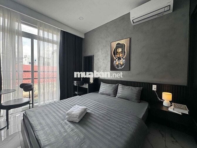 CĂN HỘ FULL NỘI THẤT BAN CÔNG THOÁNG TIVI RIÊNG GẦN NGÃ TƯ HÀNG XANH