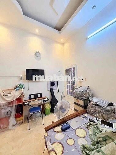 KHANG CHO THUÊ NHÀ MẶT TIỀN GIÁ RẺ GẦN LÊ TRỌNG TẤN TÂN PHÚ CHỈ 10TR5