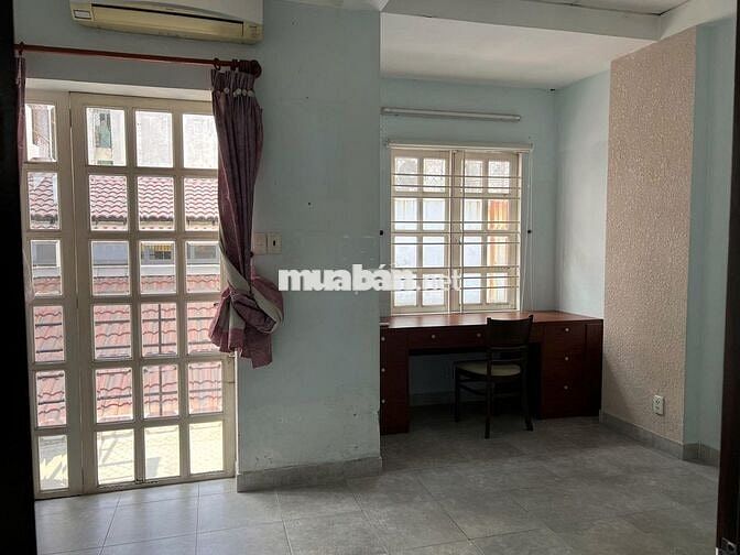 Cho thuê nhà nguyên căn 3 phòng ngủ, full nội thất giá 14tr -Tân Bình