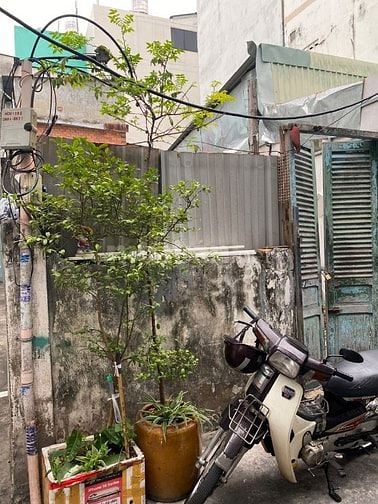 BÁN NHÀ 486/4 ĐƯỜNG PHAN VĂN TRỊ, P.7, QUẬN 5