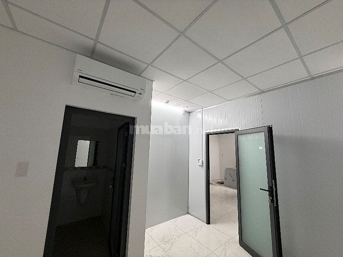 Chung cư đã lắp 2 máy lạnh nội địa bao êm