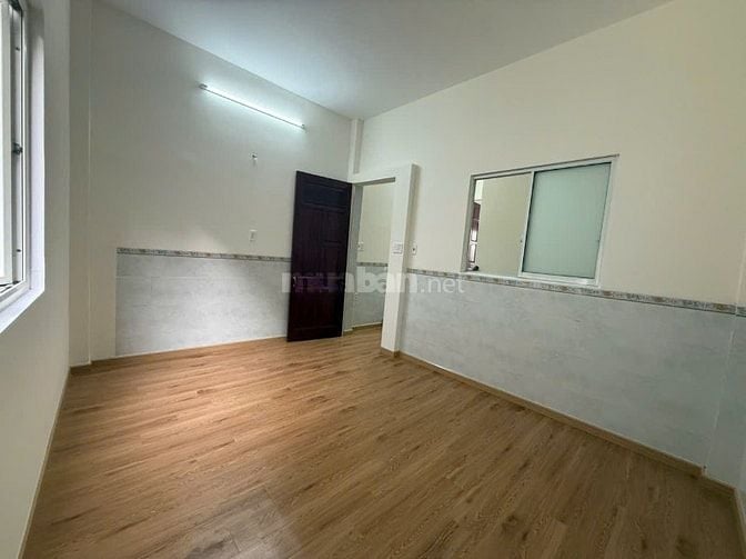 Bán nhà mặt tiền Nguyễn Văn Hưởng - Quốc Hương 4.5 x 18m. Giá 16,5 tỷ