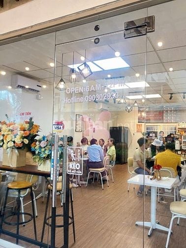 TUYỂN DỤNG NHÂN VIÊN QUÁN CAFE