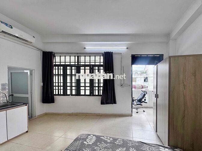 🏡Chính chủ cho thuê Phòng full nội thất có ban công ngay CV Thỏ Trắng