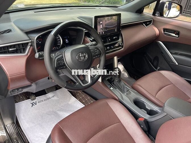 Toyota Corolla Cross 1.8V 2021 Xe Lướt Như Mới