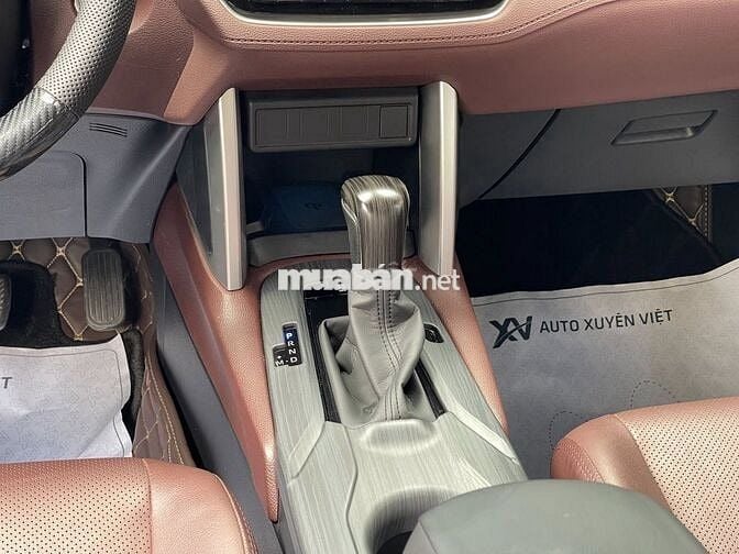 Toyota Corolla Cross 1.8V 2021 Xe Lướt Như Mới