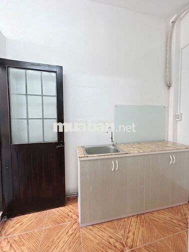 Phòng FULL tiện nghi tiết kiệm chi phí tại trung tâm Q3-cạnh bờ kè TS