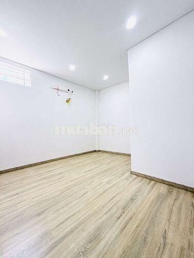 🔥🔥 BÁN NHÀ 2 TẦNG ĐẸP– LÊ VĂN KHƯƠNG, Q12
Giá: 3 tỷ 53
🏠 DT: 4 x 12