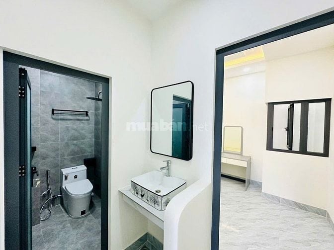 Bán nhà Hóc Môn, đúc 3 tấm, mặt tiền đường Giác Đạo