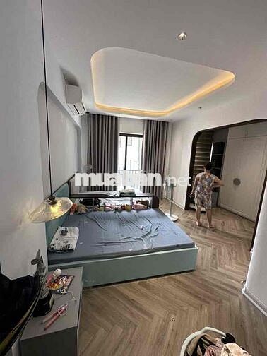 Bán nhà phố Khâm Thiên - 5 tầng 42m2, Mt 5m, ô chờ thang máy