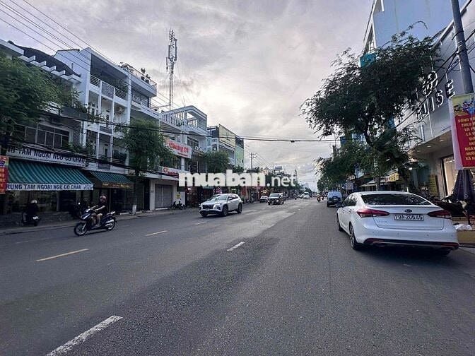 Bán Nhà 4 Tầng Mặt Tiền Thái Nguyên Trung Tâm Nha Trang Có Dòng Tiền