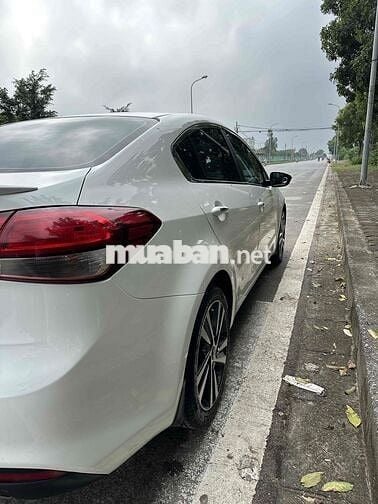 tôi cần bán cenato 2018 b1.6