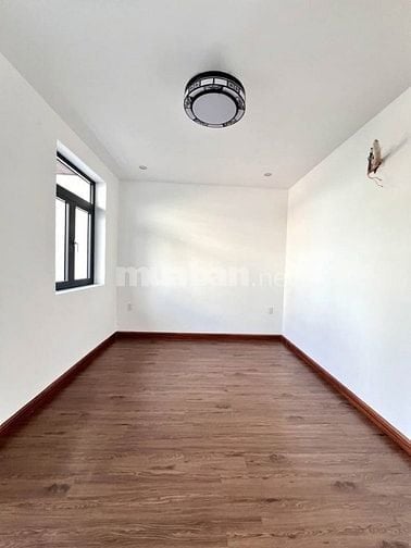 Bán nhà Tỉnh lộ 10 gần Tên lửa giá 2,24 tỷ SHR