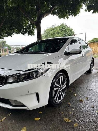 tôi cần bán cenato 2018 b1.6