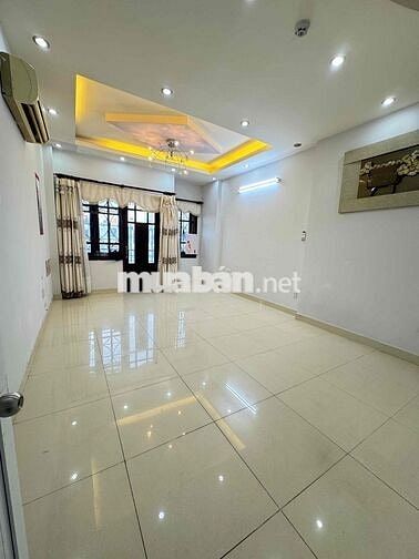 phòng 50m có 1 phòng ngủ 1 phòng bếp wc riêng