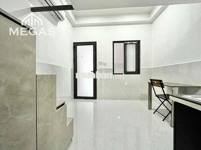 CHDV Duplex Ban công/cửa sổ - full nội thất - giá rẻ - Gần VHU