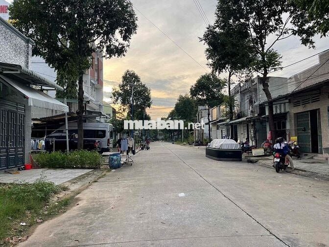 CẦN BÁN DÃY TRỌ NGAY MP1  VÀ MIẾN ĐẤT KẾ ĐÓ 5M