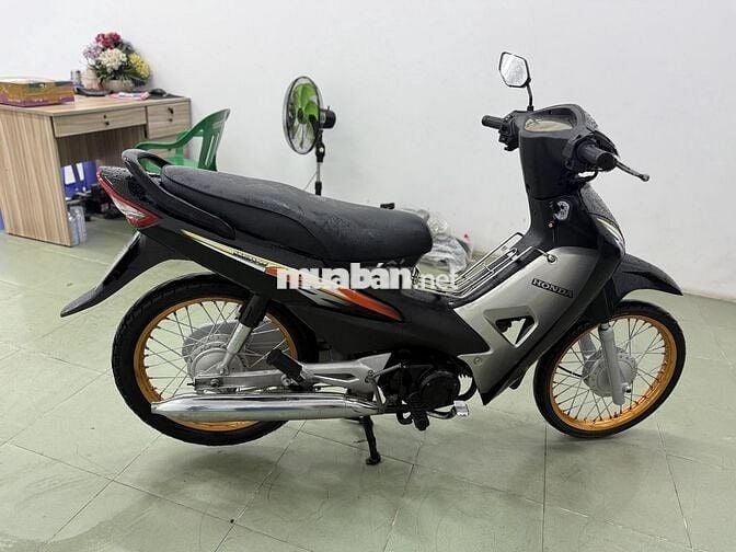 Wave Hàn 110 , đẹp keng , máy êm ru , rất ngon