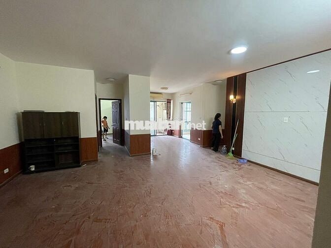 Hot - Cho thuê CT4 Mỹ Đình Sông Đà 110m2 3PN đồ cơ bản chỉ 13,5tr/th