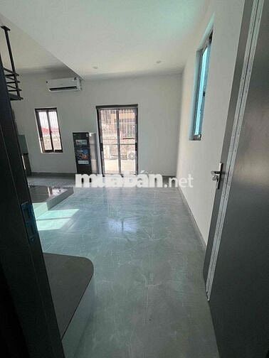 DUPLEX BAN CÔNG 2 KHÔNG GIAN NGỦ - NGAY KẾ QUẬN 1