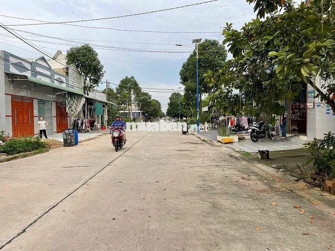 CẦN BÁN DÃY TRỌ NGAY MP1  VÀ MIẾN ĐẤT KẾ ĐÓ 5M