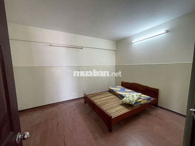 Hot - Cho thuê CT4 Mỹ Đình Sông Đà 110m2 3PN đồ cơ bản chỉ 13,5tr/th