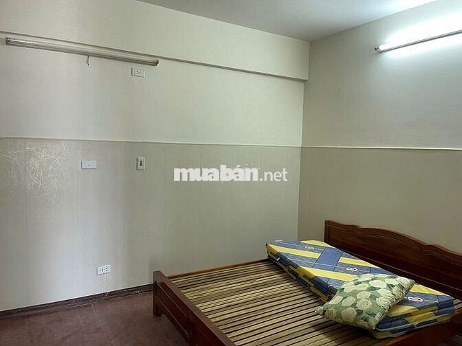 Hot - Cho thuê CT4 Mỹ Đình Sông Đà 110m2 3PN đồ cơ bản chỉ 13,5tr/th