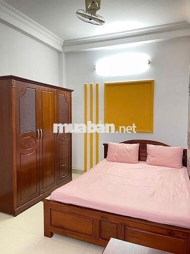 Phòng trọ 18m2 đường Nguyễn Thị Minh Khai, Quận 1