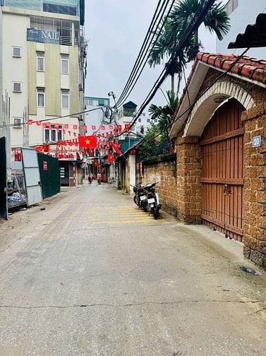 Xuân Đỉnh – Bắc Từ Liêm – Ô TÔ  261 M2 – 4 T – MT 10 M – Giá 66.8 Tỷ. 