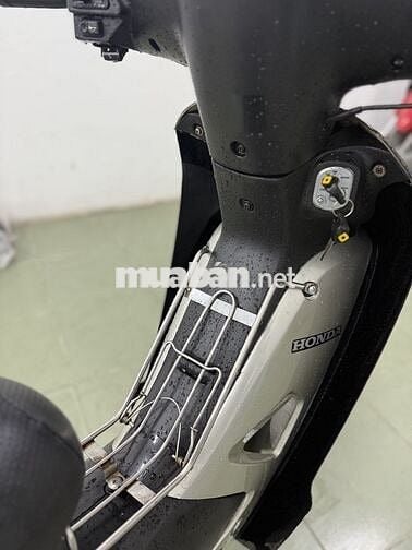 Wave Hàn 110 , đẹp keng , máy êm ru , rất ngon