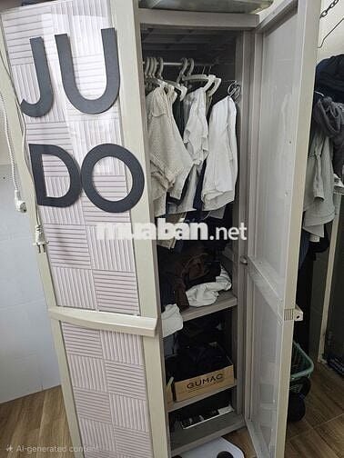 Nhượng lại phòng trọ Q10, bao gồm bàn ghế, tủ quần áo...