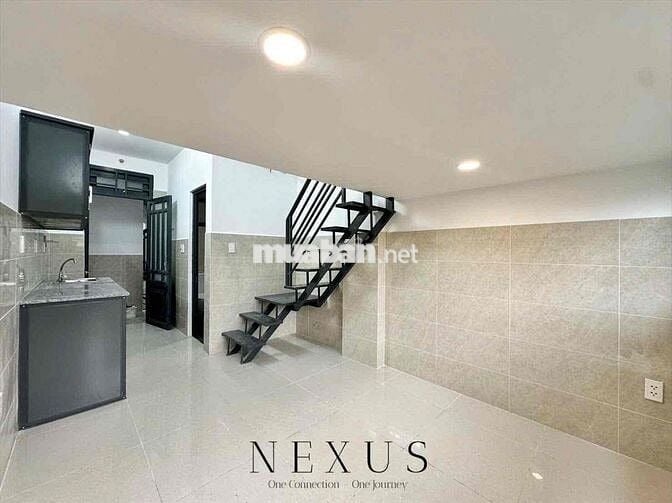 khai trương căn hộ duplex ban công cửa sổ trời gần đh Văn Lang