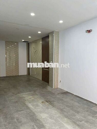 Cho Thuê Nhà 4PN 4x24m Mặt Tiền Kinh Doanh Lý Phục Man Quận7