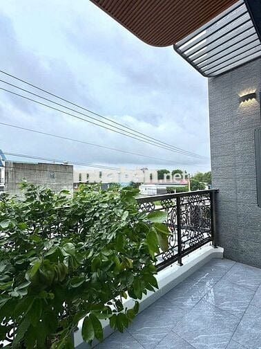 BÁN NHÀ LẦU MẶT TIỀN KINH DAONH KP6 TRẢNG DÀI 140M2 GIÁ 3 TỶ 490