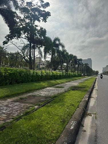 2 lô,312m2/41 tỷ,đường Võ Nguyên Giáp ,sát Hồ Xuân Hương,nhìn OLAlani