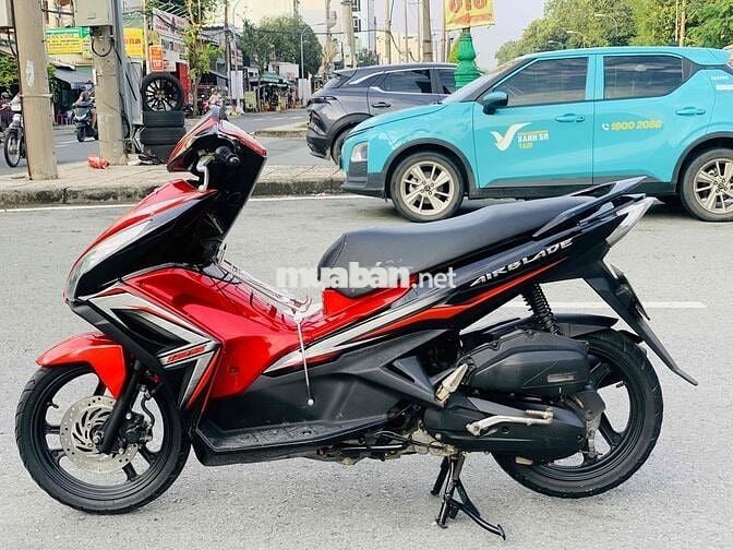 Honda Airblade 2015 xe đẹp liền lạc máy móc zin êm