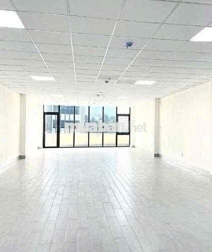 Mặt tiền Nguyễn Thị Minh Khai, Quận 3