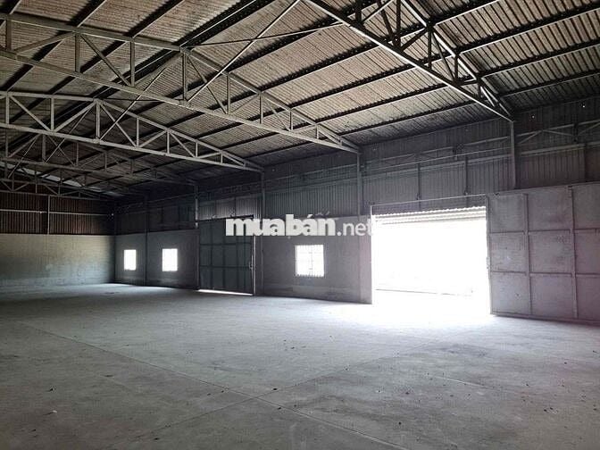 Kho xưởng 2500m2 Ngay Kênh Tham Lương - DT 2500m2 - đường cont chạy