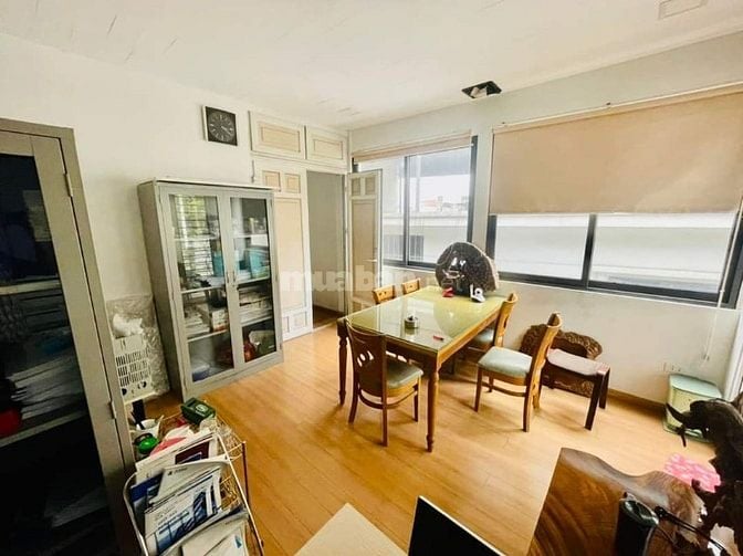 Cc bán nhà lô góc Khương Đình 58m, 6 tầng, 10.8 tỷ