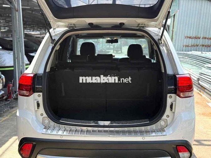 OUTLANDER 2.0premium 2019 BẢO HÀNH 1 NĂM XE CHẤT