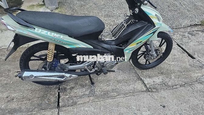 cần bán axelo 125 máy ngon áo moi đep