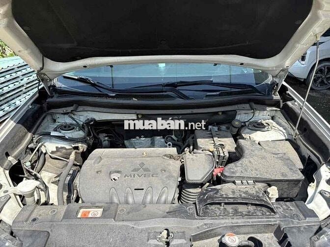 OUTLANDER 2.0premium 2019 BẢO HÀNH 1 NĂM XE CHẤT