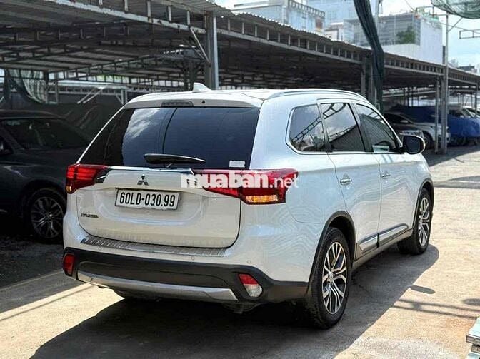 OUTLANDER 2.0premium 2019 BẢO HÀNH 1 NĂM XE CHẤT