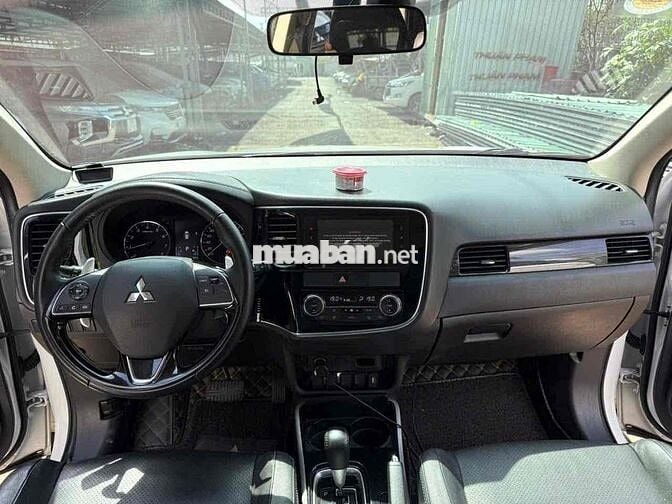 OUTLANDER 2.0premium 2019 BẢO HÀNH 1 NĂM XE CHẤT