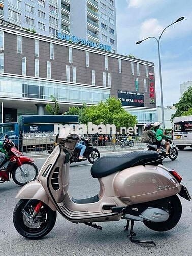 Vespa GTS 150 nâu đồng đèn Led chính chủ