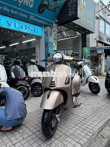 Vespa GTS 150 nâu đồng đèn Led chính chủ