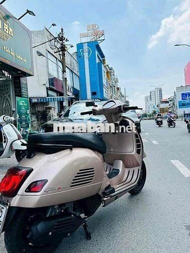Vespa GTS 150 nâu đồng đèn Led chính chủ