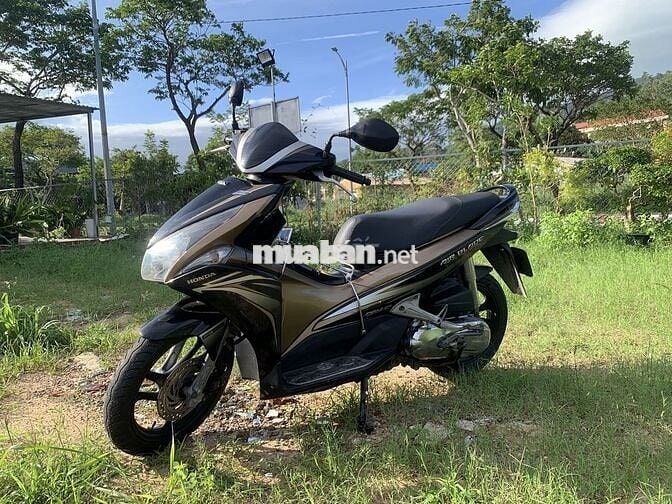 Honda Air Blade 2012 Đen vàng đồng